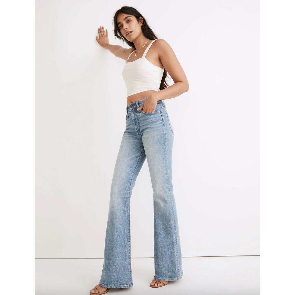 Madewell The Perfect Vintage Flare Jean in Delavan Wash 27 Light Wash Denim